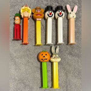 Lot of 8 Vintage PEZ Dispensers